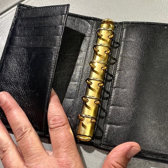 Vintage Pre-owned Gianni Versace Medusa Tri-fold black leather wallet/planner - Picture 14 of 16